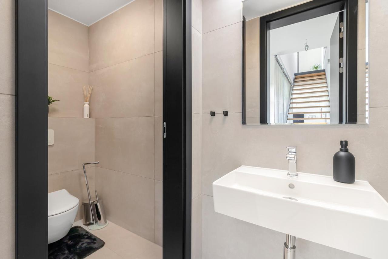 Luxury Penthouse Prague Lägenhet Exteriör bild