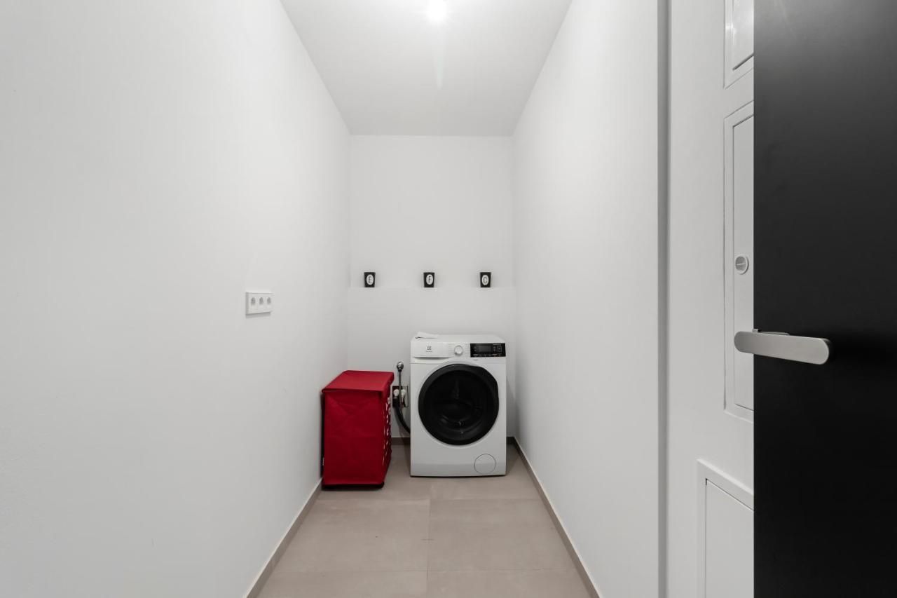 Luxury Penthouse Prague Lägenhet Exteriör bild