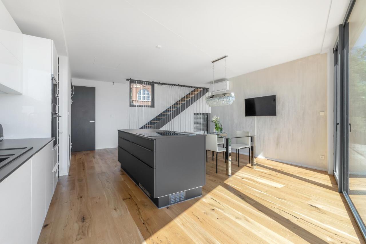 Luxury Penthouse Prague Lägenhet Exteriör bild