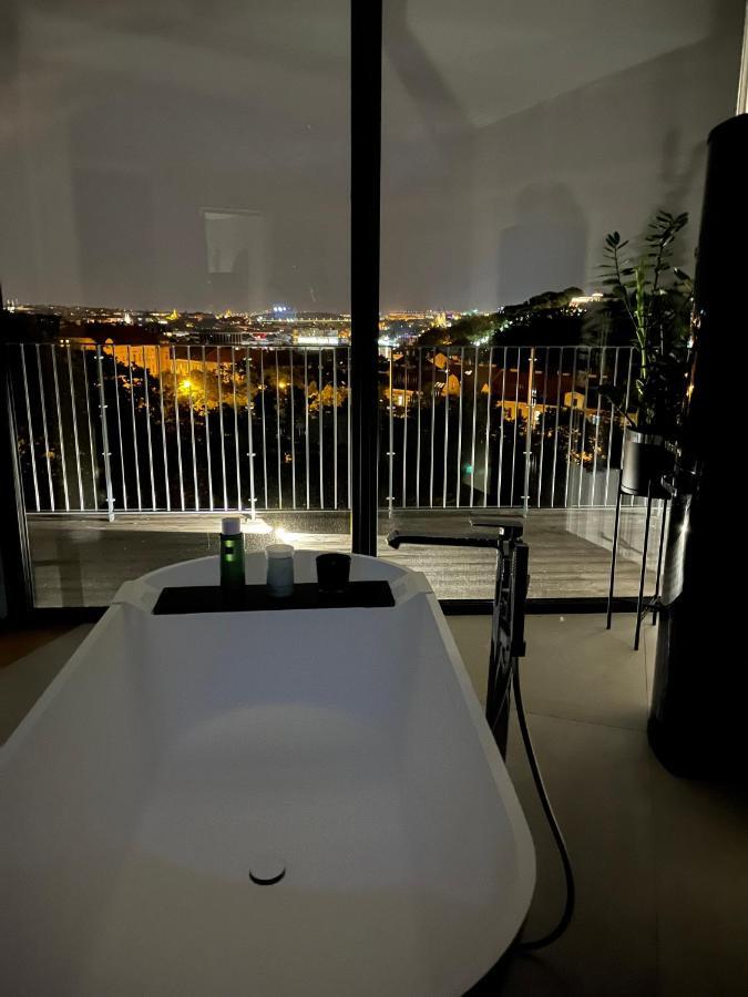 Luxury Penthouse Prague Lägenhet Exteriör bild